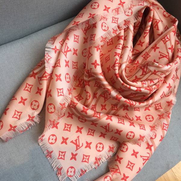 Louis Vuitton Scarf LVC00537